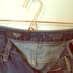 Vera Wang bootcut jeans / size 8